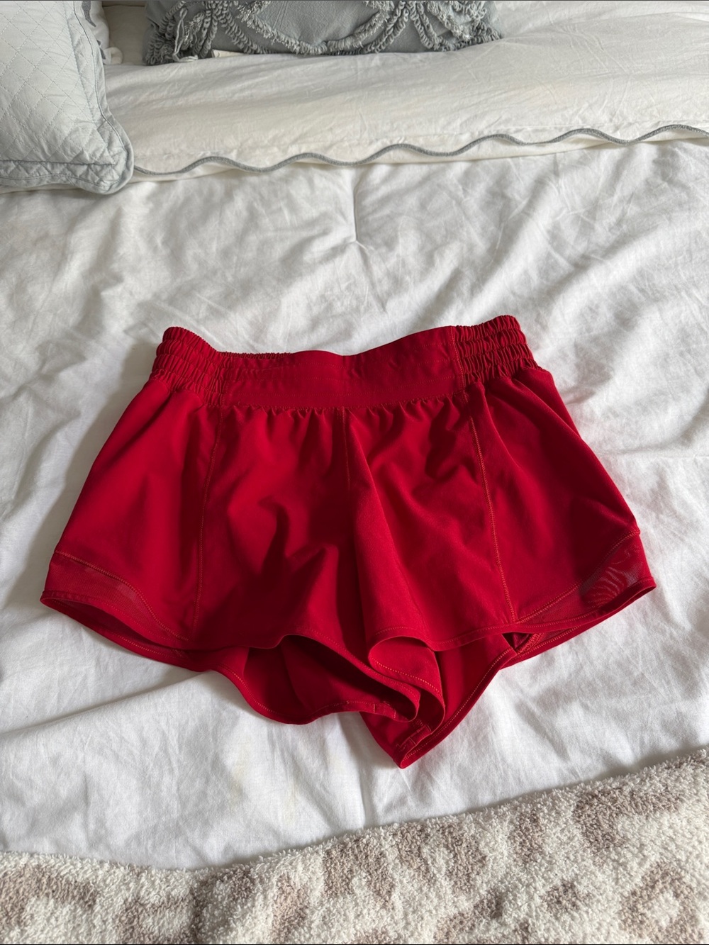 Lululemon Hotty Hot Shorts 2.5”